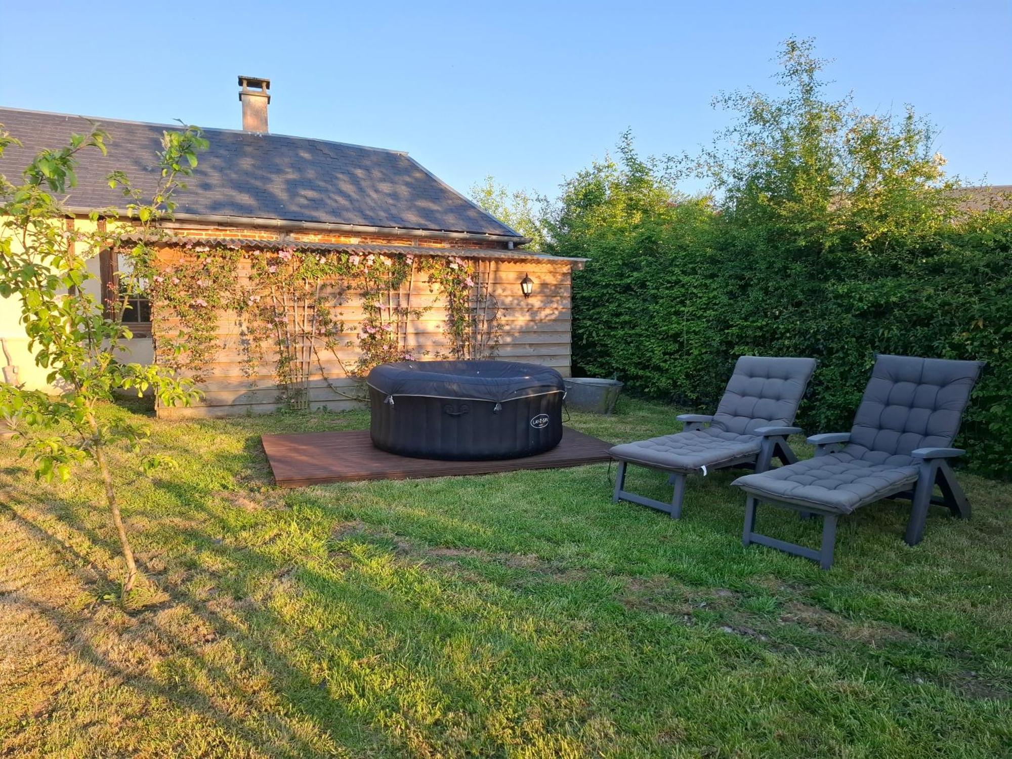 La Champetre Villa Beaumesnil  Exteriör bild