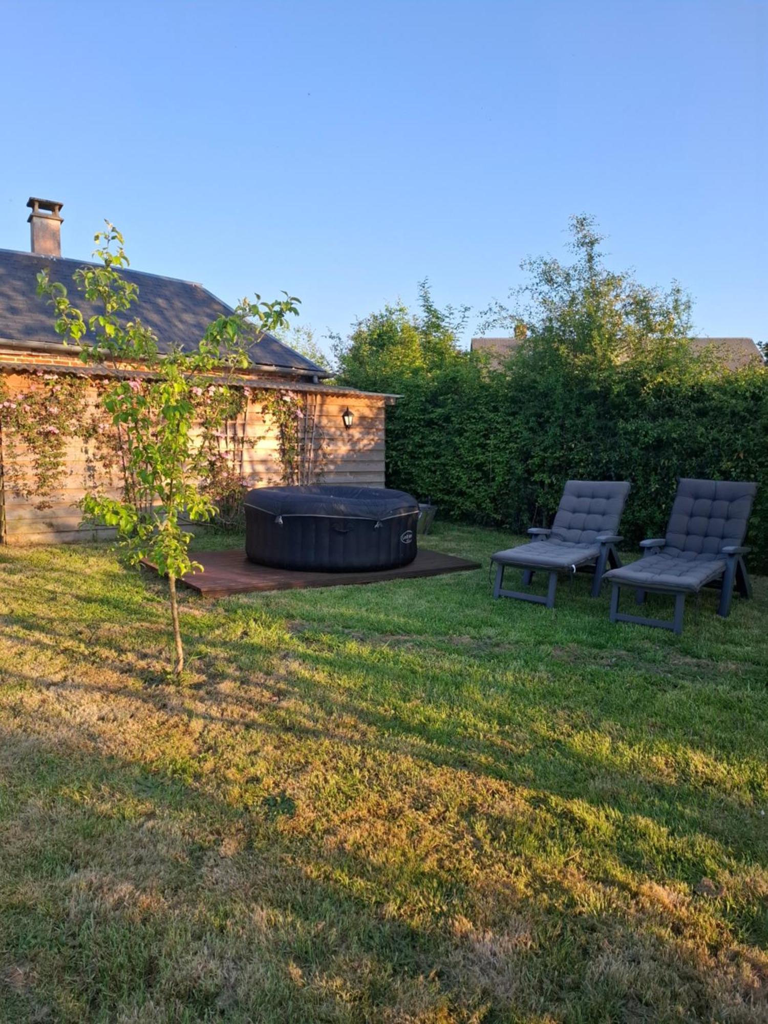 La Champetre Villa Beaumesnil  Exteriör bild